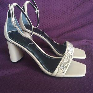 Kendall & Kylie Leather Lake Mirror Gold Heels 9 Party Grad Comfortable